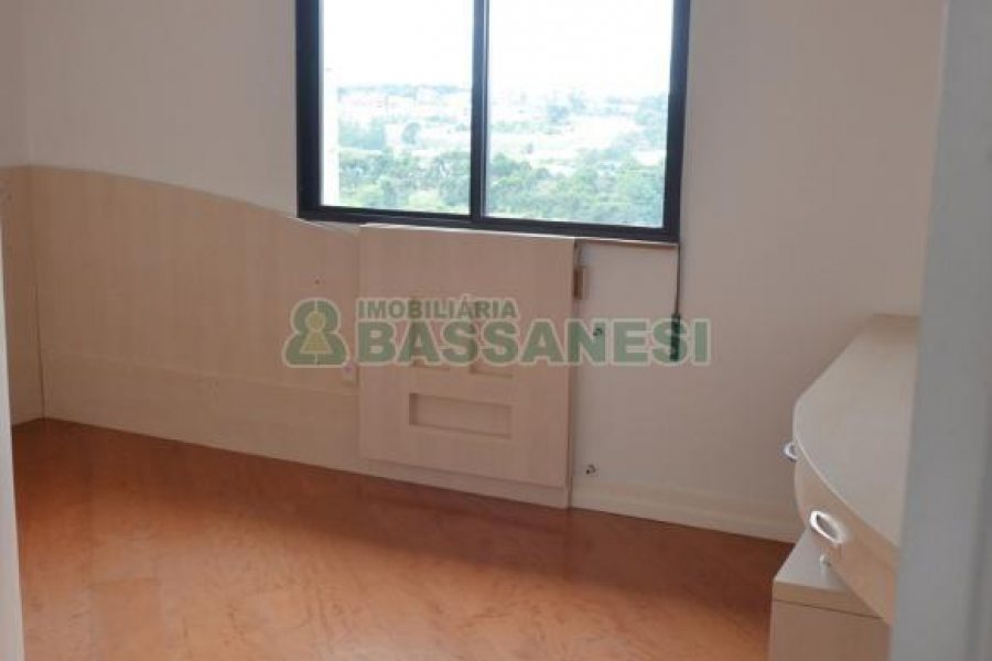 Apto Mobiliado com 240m², 3 dormitórios, 2 vagas, no bairro Jardim América em Caxias do Sul para Alugar