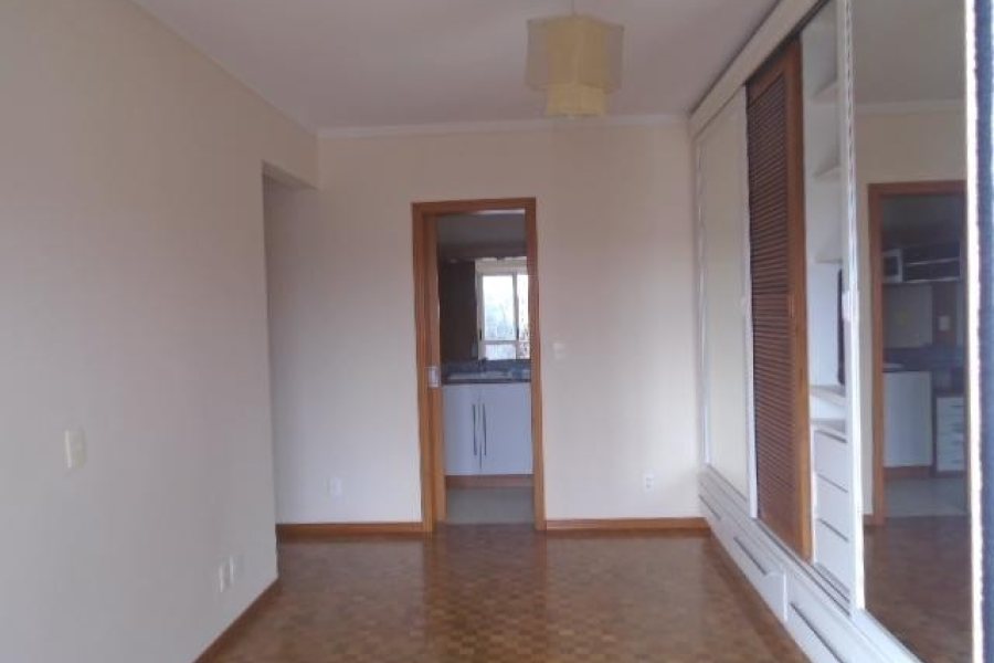 Apartamento com 113m², 3 dormitórios, 2 vagas, no bairro Santa Catarina em Caxias do Sul para Comprar