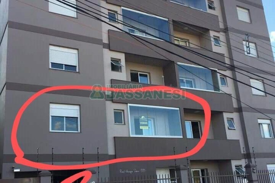Apartamento com 82m², 3 dormitórios, 2 vagas, no bairro Esplanada em Caxias do Sul para Alugar ou Comprar