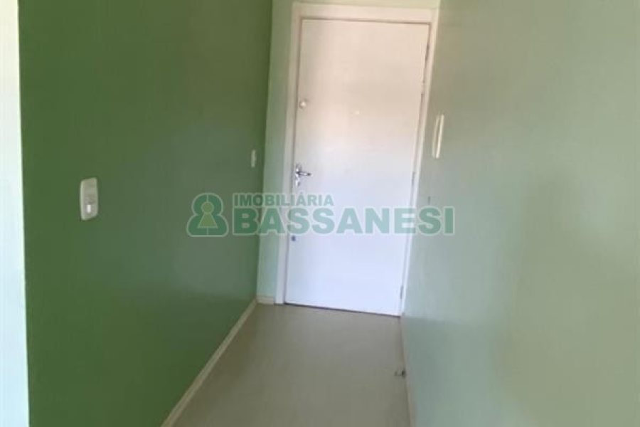 Apartamento com 82m², 3 dormitórios, 2 vagas, no bairro Esplanada em Caxias do Sul para Alugar ou Comprar