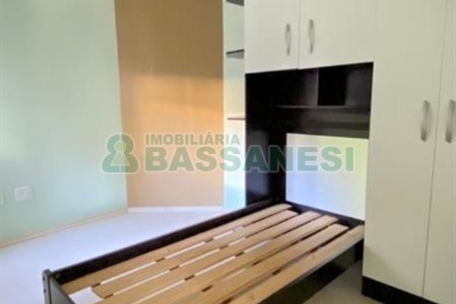 Apartamento com 82m², 3 dormitórios, 2 vagas, no bairro Esplanada em Caxias do Sul para Alugar ou Comprar