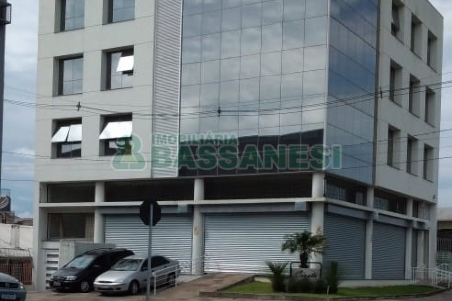 Sala com 69m², no bairro Santa Catarina em Caxias do Sul para Comprar