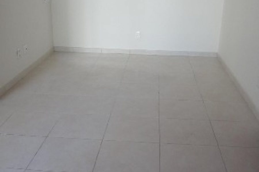 Kitinete com 30m², 1 dormitório, no bairro São Pelegrino em Caxias do Sul para Alugar