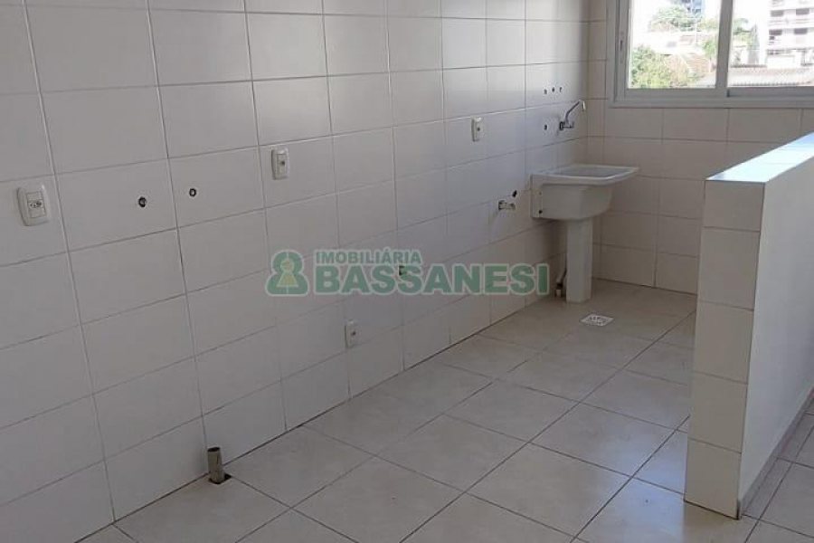 Apartamento com 42m², 1 dormitório, 1 vaga, no bairro São Pelegrino em Caxias do Sul para Alugar