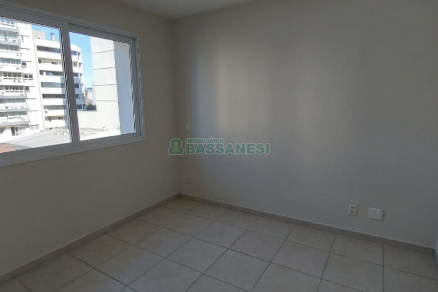 Apartamento com 42m², 1 dormitório, 1 vaga, no bairro São Pelegrino em Caxias do Sul para Alugar