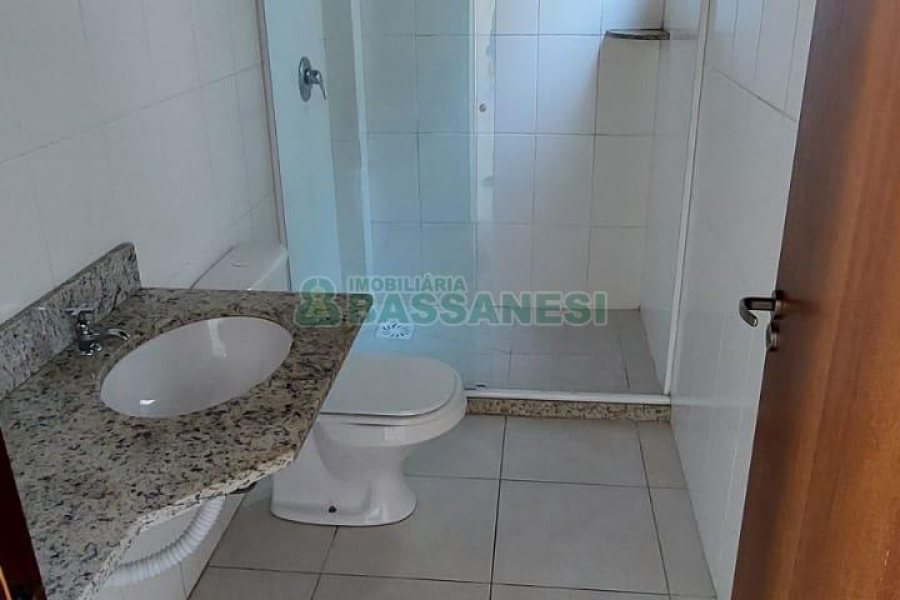 Apartamento com 42m², 1 dormitório, 1 vaga, no bairro São Pelegrino em Caxias do Sul para Alugar