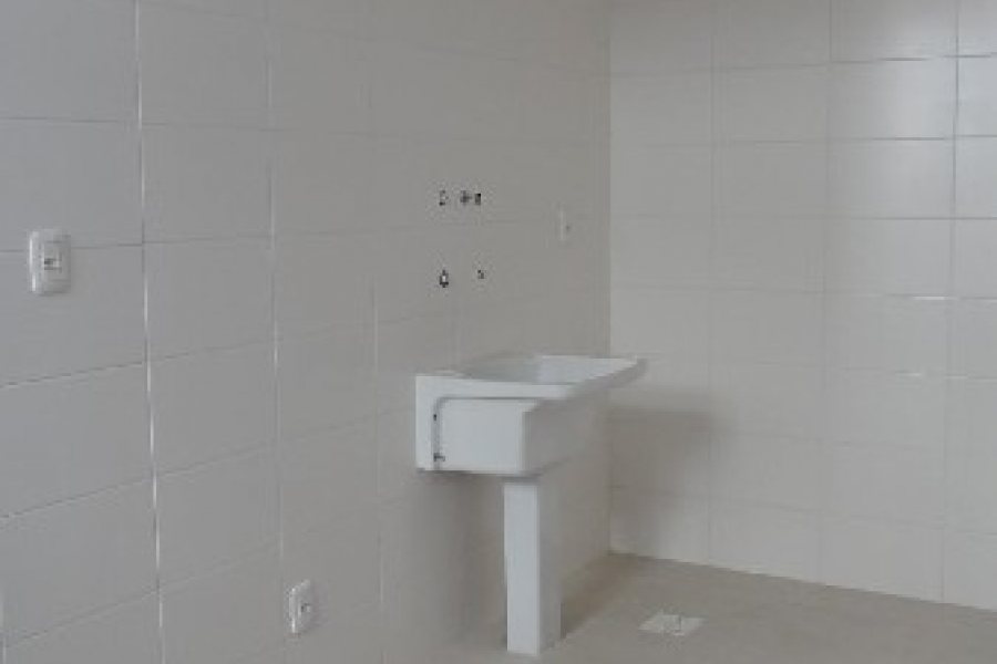 Apartamento com 40m², 1 dormitório, 1 vaga, no bairro São Pelegrino em Caxias do Sul para Alugar
