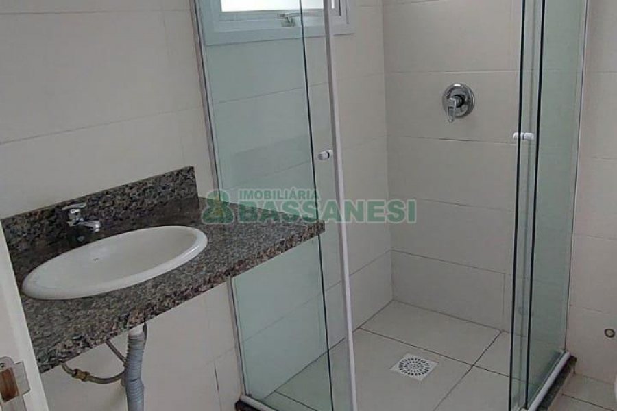 Apartamento com 61m², 1 dormitório, 1 vaga, no bairro São Pelegrino em Caxias do Sul para Alugar