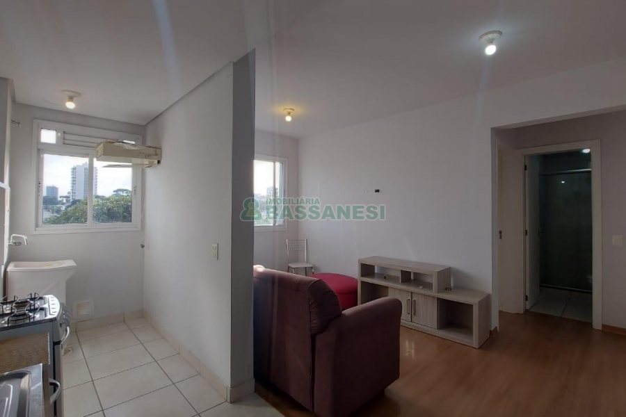 Apto Mobiliado com 34m², 1 dormitório, 1 vaga, no bairro Petrópolis em Caxias do Sul para Alugar