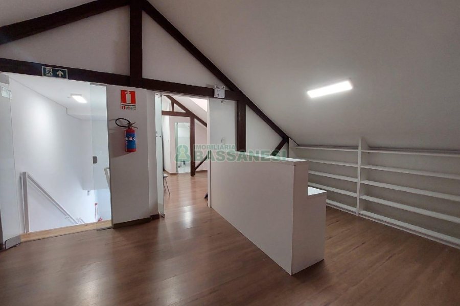 Loja com 274m², no bairro Centro em Caxias do Sul para Alugar