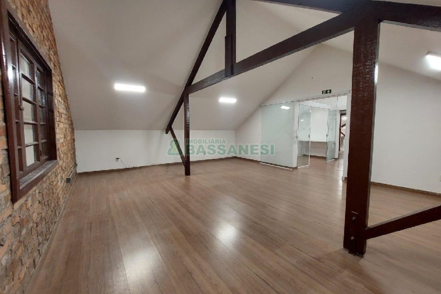 Loja com 274m², no bairro Centro em Caxias do Sul para Alugar