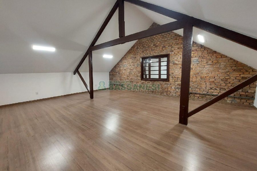 Loja com 274m², no bairro Centro em Caxias do Sul para Alugar