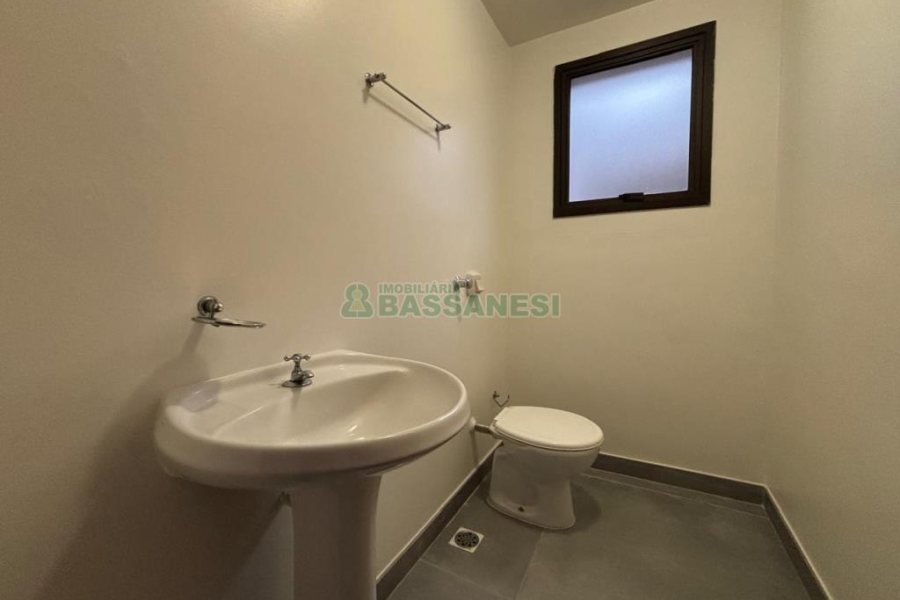 Loja com 260m², no bairro Cruzeiro em Caxias do Sul para Alugar