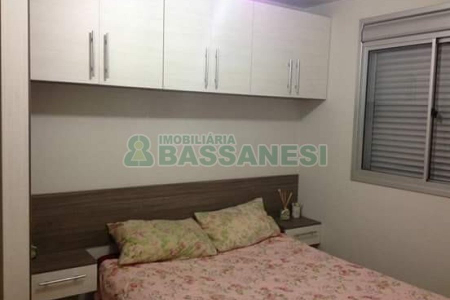 Apartamento com 43m², 2 dormitórios, 1 vaga, no bairro Morada dos Alpes em Caxias do Sul para Comprar