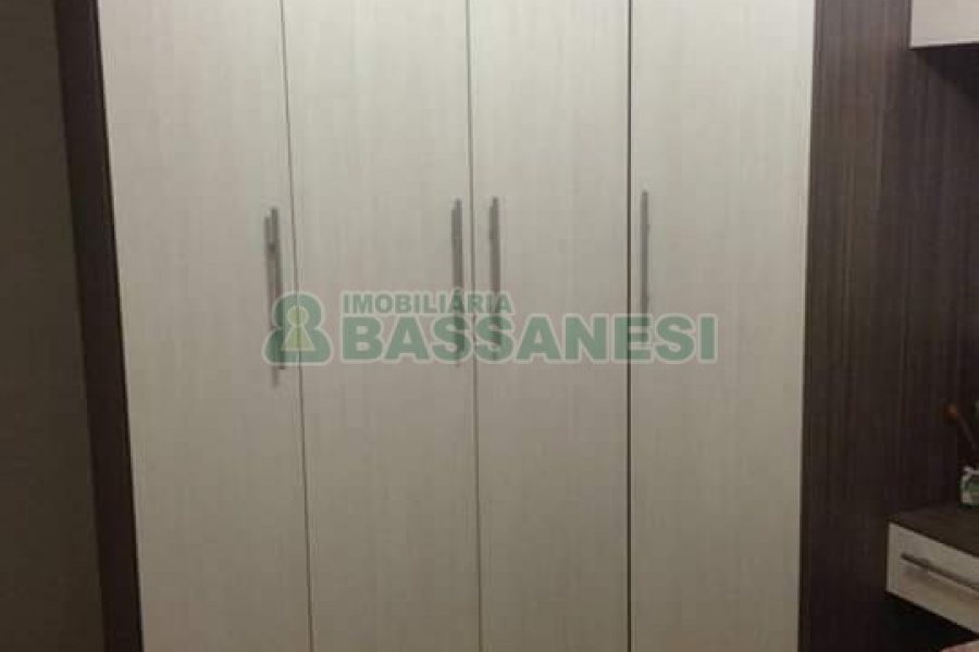 Apartamento com 43m², 2 dormitórios, 1 vaga, no bairro Morada dos Alpes em Caxias do Sul para Comprar