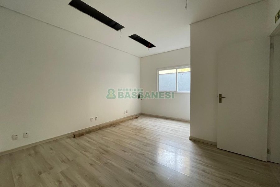 Loja com 180m², no bairro Centro em Caxias do Sul para Alugar