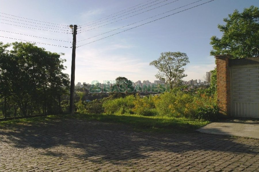 Terreno, no bairro São Virgílio em Caxias do Sul para Comprar