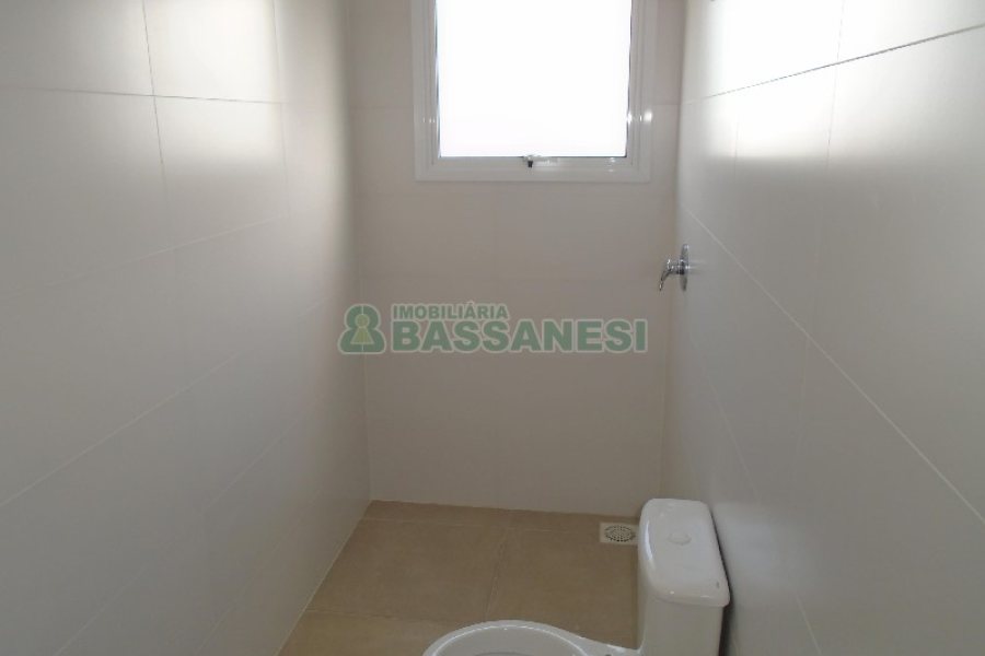 Apartamento com 118m², 2 dormitórios, 2 vagas, no bairro Panazzolo em Caxias do Sul para Comprar