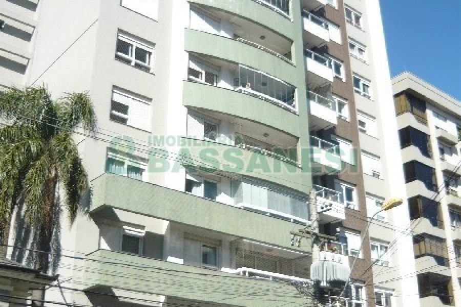 Apartamento com 72m², 2 dormitórios, 1 vaga, no bairro Centro em Caxias do Sul para Alugar