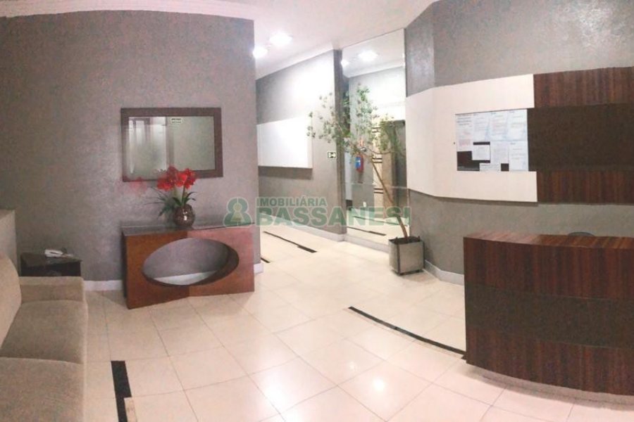 Apartamento com 72m², 2 dormitórios, 1 vaga, no bairro Centro em Caxias do Sul para Alugar