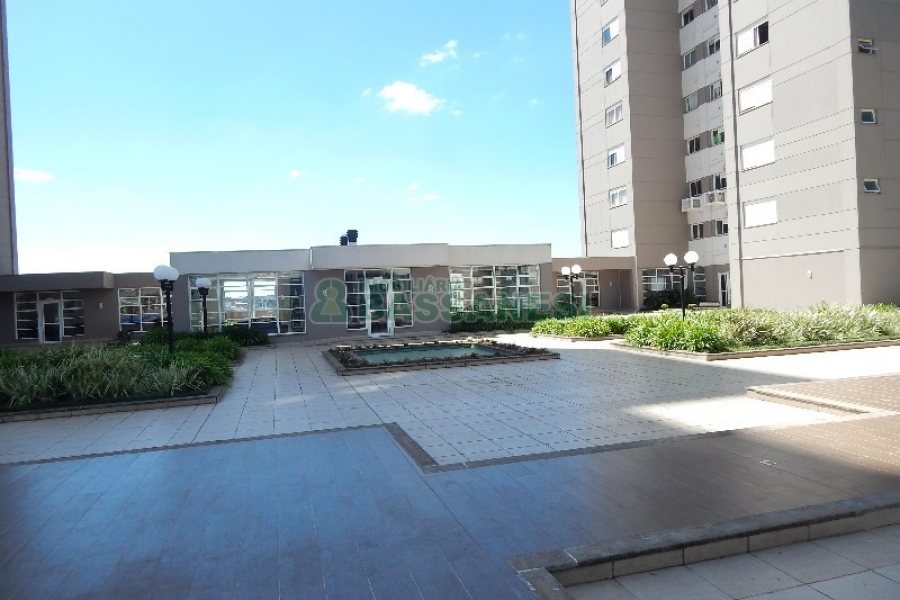 Apto Mobiliado com 101m², 3 dormitórios, 2 vagas, no bairro Universitário em Caxias do Sul para Alugar