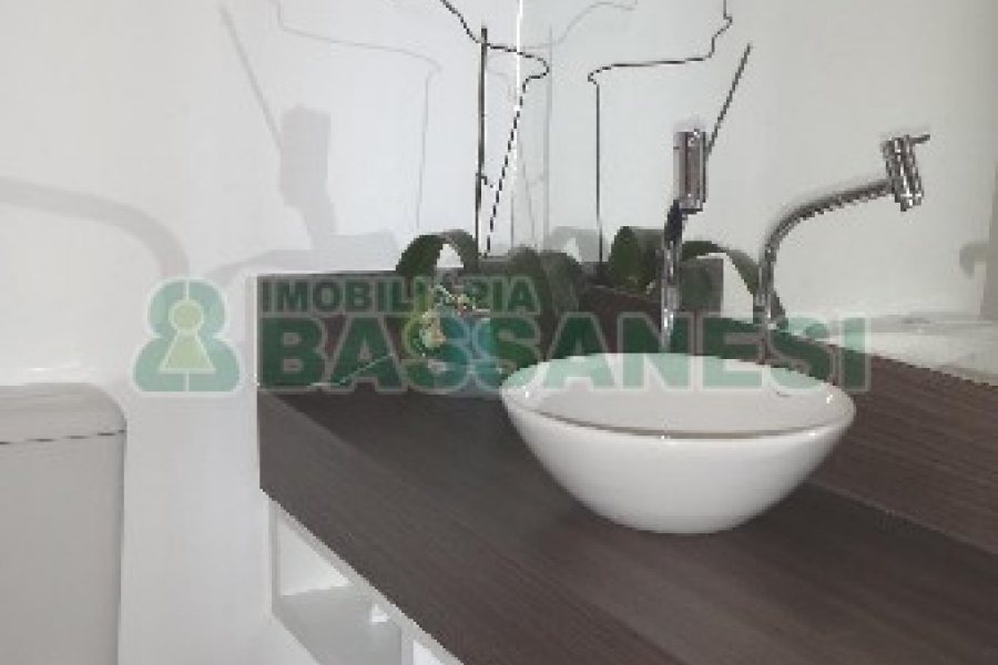 Apto Mobiliado com 101m², 3 dormitórios, 2 vagas, no bairro Universitário em Caxias do Sul para Alugar