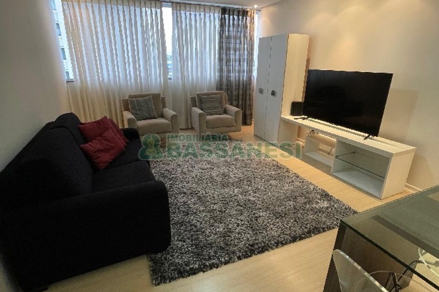 Apto Mobiliado com 50m², 1 dormitório, 1 vaga, no bairro Villagio Iguatemi em Caxias do Sul para Alugar