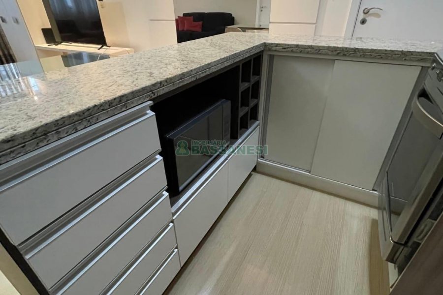 Apto Mobiliado com 50m², 1 dormitório, 1 vaga, no bairro Villagio Iguatemi em Caxias do Sul para Alugar