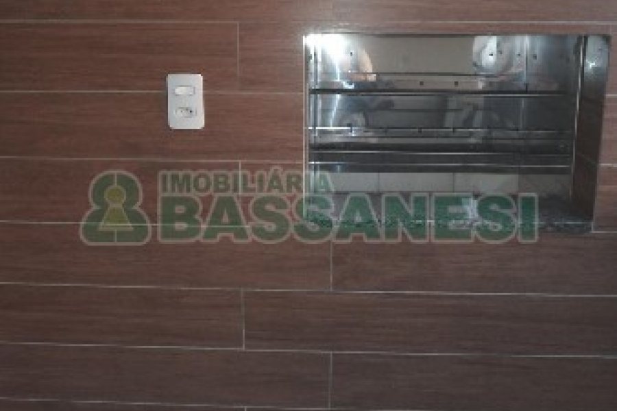 Apartamento com 78m², 2 dormitórios, 1 vaga, no bairro Panazzolo em Caxias do Sul para Alugar