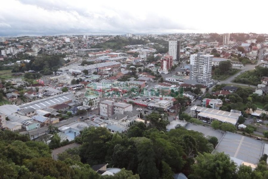 Apartamento com 78m², 2 dormitórios, 1 vaga, no bairro Panazzolo em Caxias do Sul para Alugar