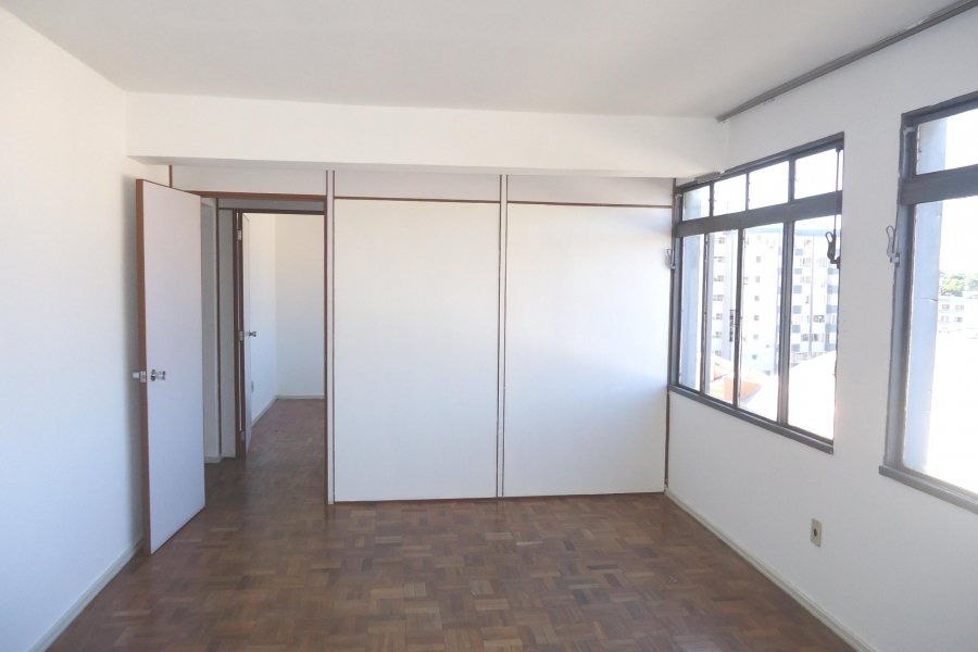 Apartamento com 70m², 2 dormitórios, no bairro Lourdes em Caxias do Sul para Alugar