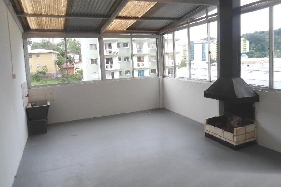 Apartamento com 70m², 2 dormitórios, no bairro Lourdes em Caxias do Sul para Alugar