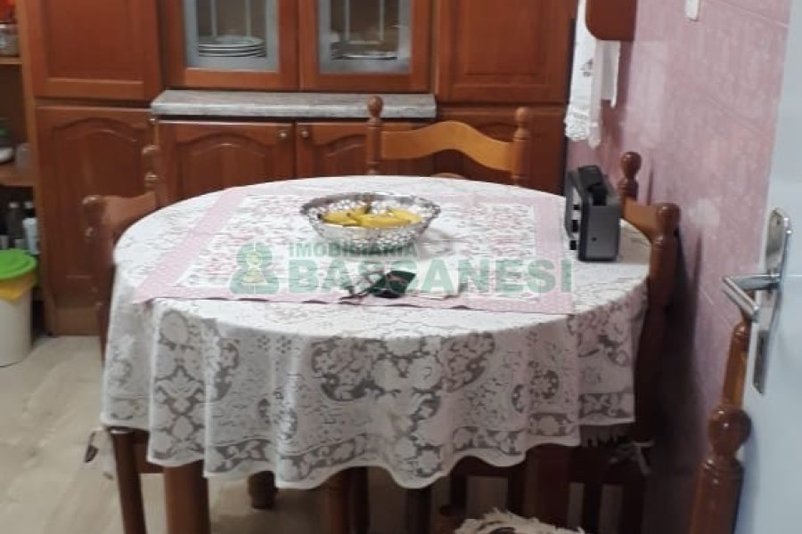 Apartamento com 65m², 2 dormitórios, no bairro Pio X em Caxias do Sul para Comprar