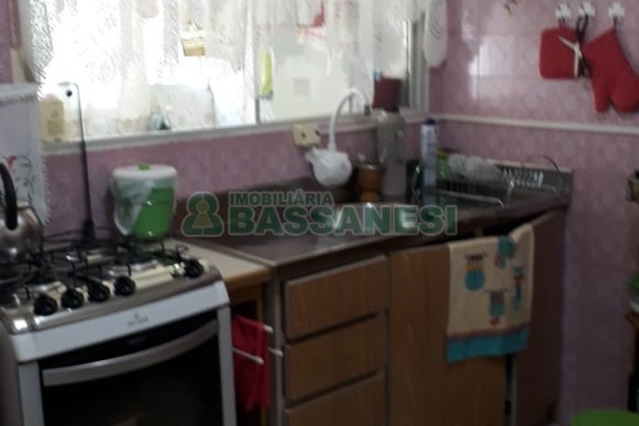 Apartamento com 65m², 2 dormitórios, no bairro Pio X em Caxias do Sul para Comprar