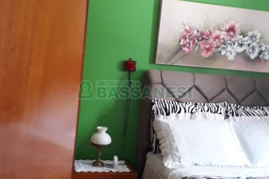 Apartamento com 65m², 2 dormitórios, no bairro Pio X em Caxias do Sul para Comprar