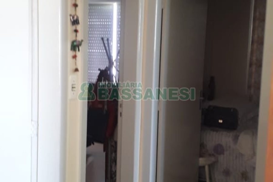 Apartamento com 65m², 2 dormitórios, no bairro Pio X em Caxias do Sul para Comprar