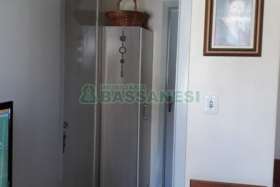 Apartamento com 65m², 2 dormitórios, no bairro Pio X em Caxias do Sul para Comprar