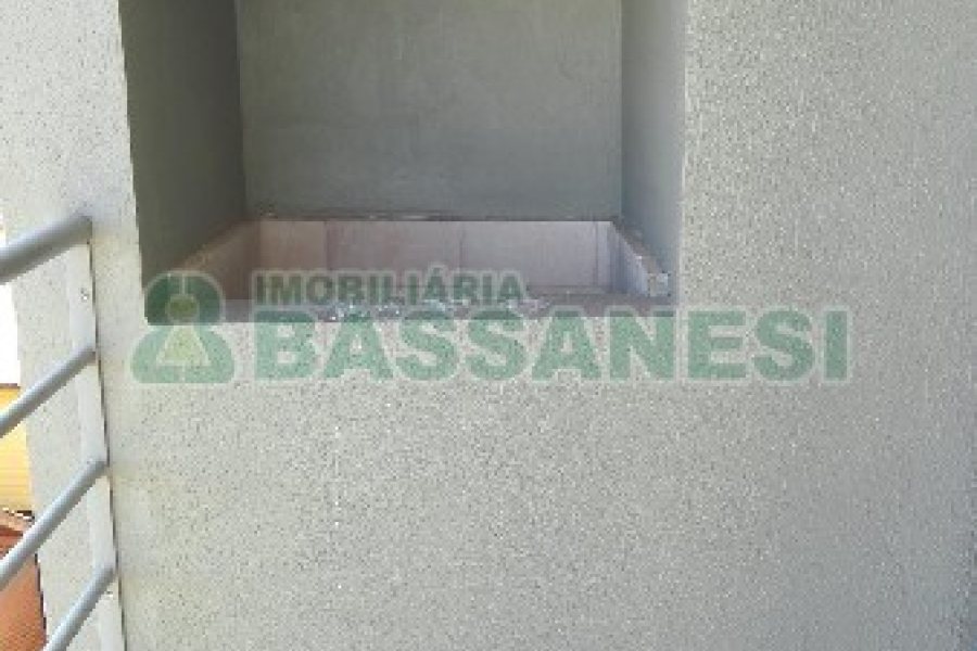 Apartamento com 52m², 2 dormitórios, 1 vaga, no bairro Esplanada em Caxias do Sul para Alugar