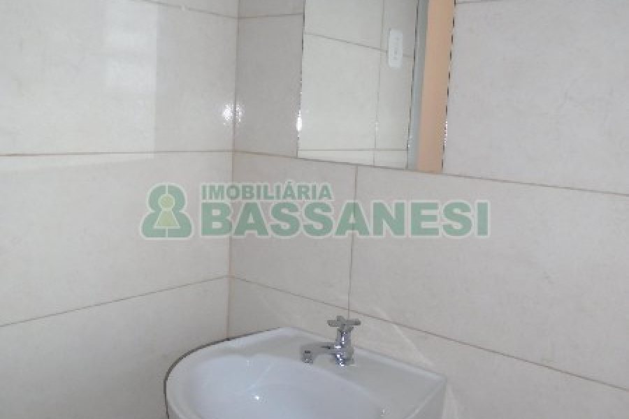 Loja com 53m², no bairro Centro em Caxias do Sul para Alugar