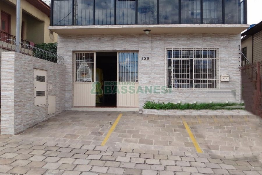 Loja com 112m², 3 vagas, no bairro Rio Branco em Caxias do Sul para Alugar