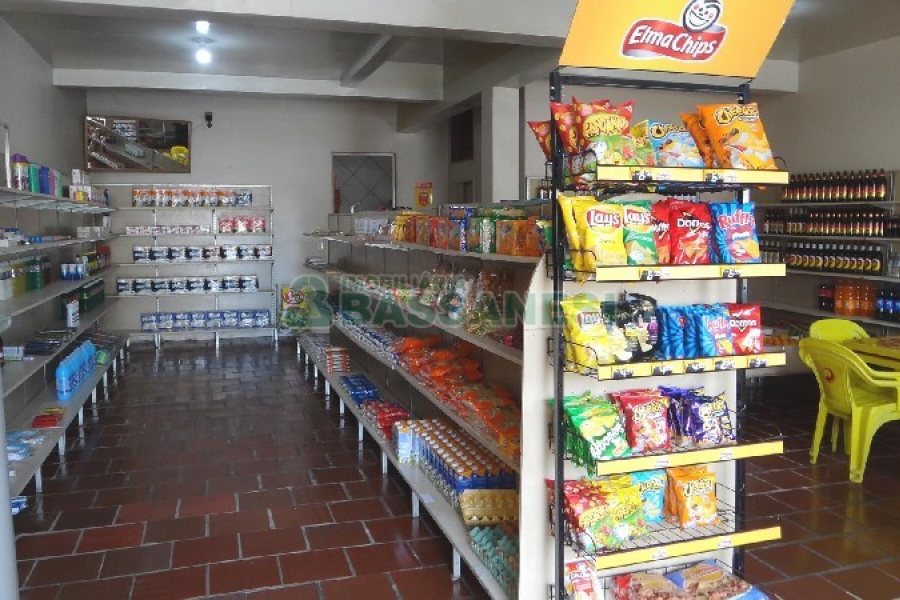 Loja com 112m², 3 vagas, no bairro Rio Branco em Caxias do Sul para Alugar