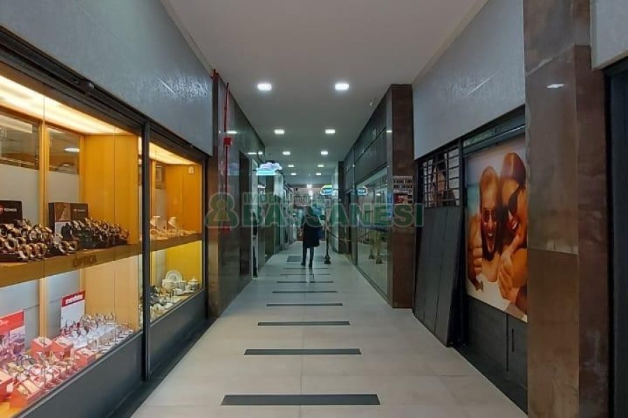 Loja com 90m², no bairro Centro em Caxias do Sul para Alugar