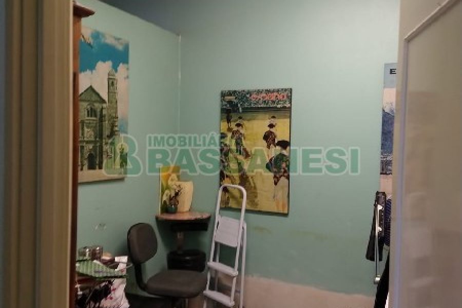 Sala com 57m², no bairro Centro em Caxias do Sul para Comprar