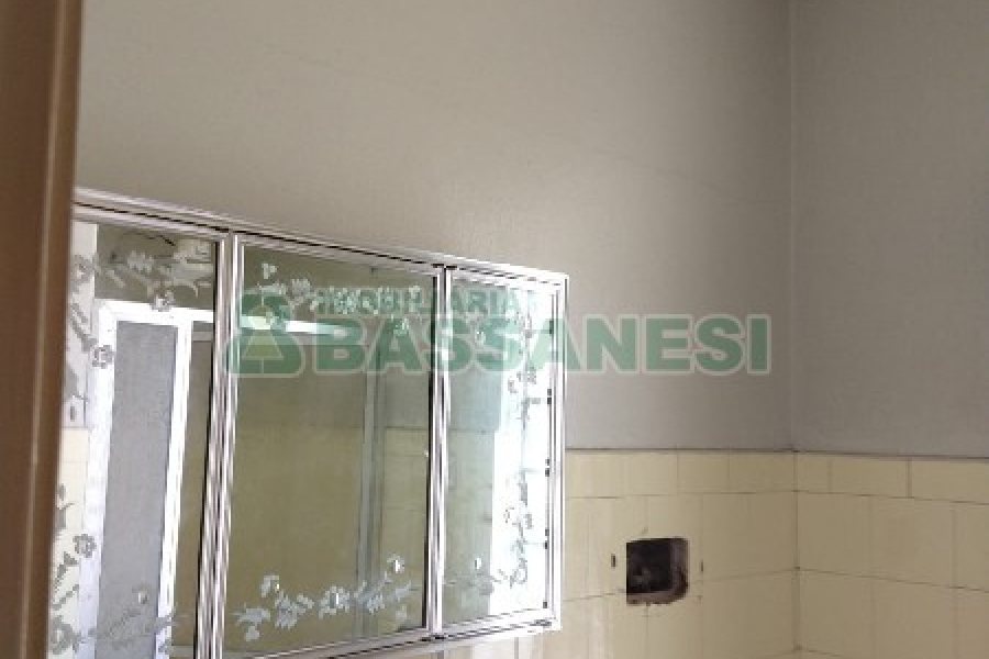 Sala com 57m², no bairro Centro em Caxias do Sul para Comprar