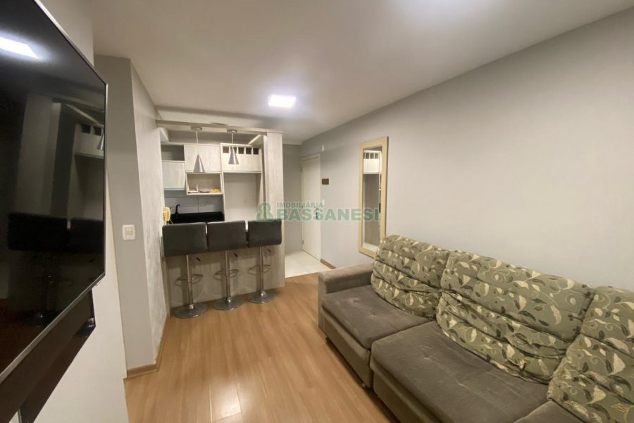 Apartamento com 48m², 2 dormitórios, 1 vaga, no bairro De Zorzi em Caxias do Sul para Alugar