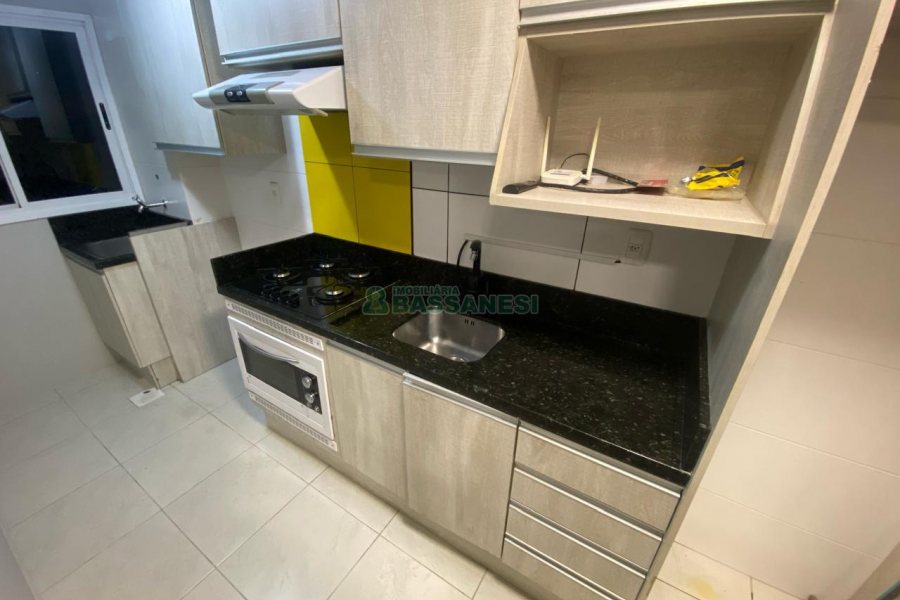 Apartamento com 48m², 2 dormitórios, 1 vaga, no bairro De Zorzi em Caxias do Sul para Alugar
