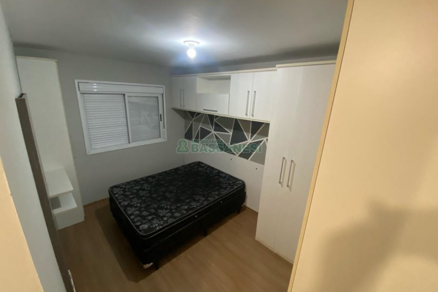 Apartamento com 48m², 2 dormitórios, 1 vaga, no bairro De Zorzi em Caxias do Sul para Alugar