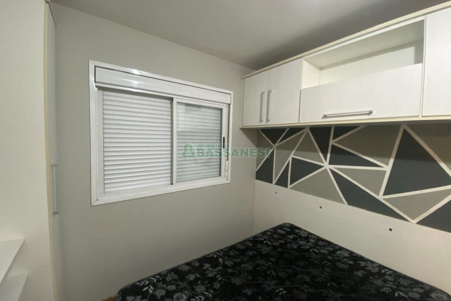 Apartamento com 48m², 2 dormitórios, 1 vaga, no bairro De Zorzi em Caxias do Sul para Alugar