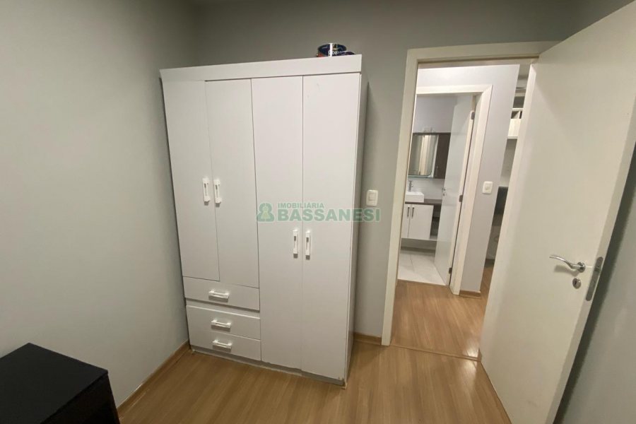 Apartamento com 48m², 2 dormitórios, 1 vaga, no bairro De Zorzi em Caxias do Sul para Alugar