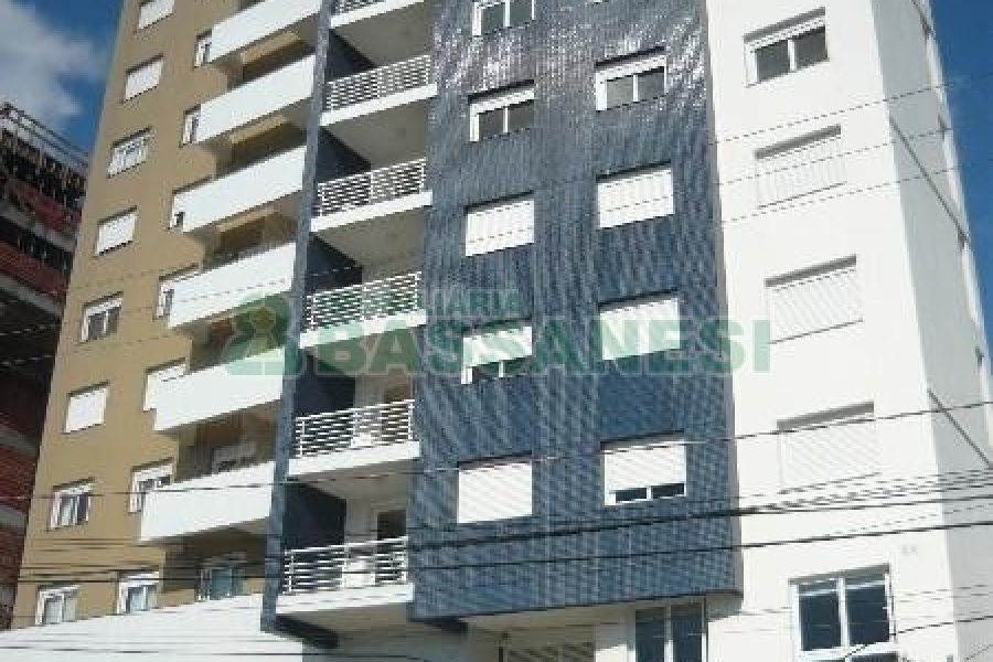 Apto Mobiliado com 109m², 3 dormitórios, 3 vagas, no bairro Rio Branco em Caxias do Sul para Comprar